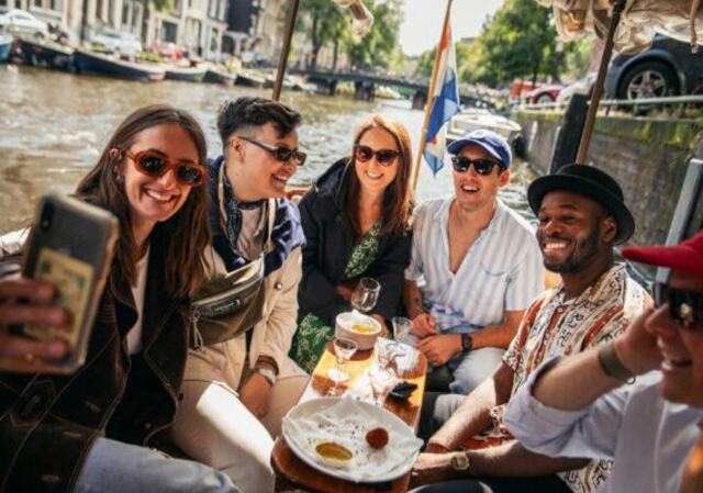 Eating Amsterdam: Food & Canals Tour, Amsterdam