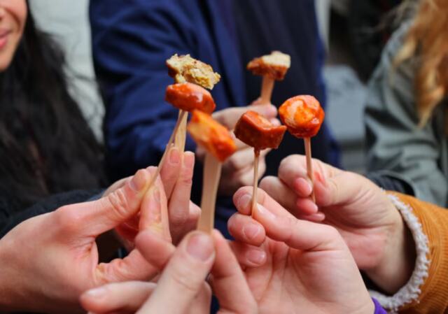 Berlin's Greatest Hits: Food, Beer & History Tour, Berlin