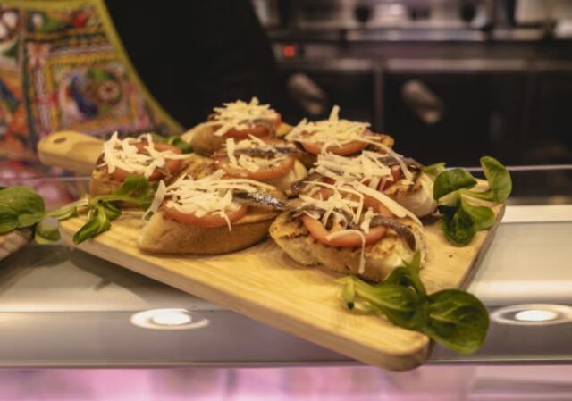 Eating Palermo: Evening Food & Wine Tour, Palermo