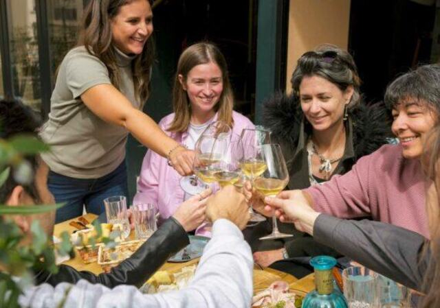 Eating Paris: Montmartre Food & Wine Tour, Paris