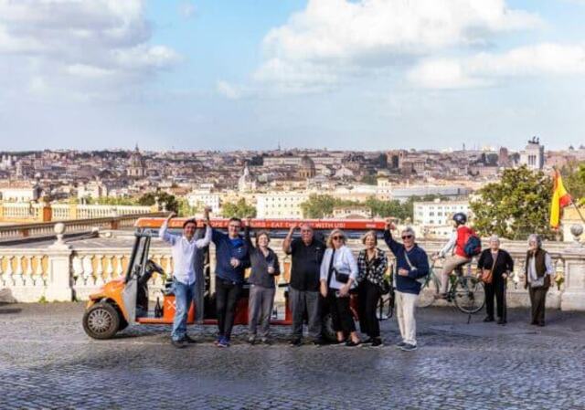 VIP Golf Cart Food Tour in Rome, Rome