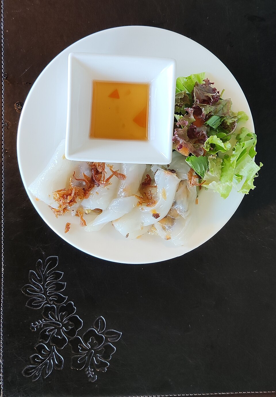 Bánh cuốn