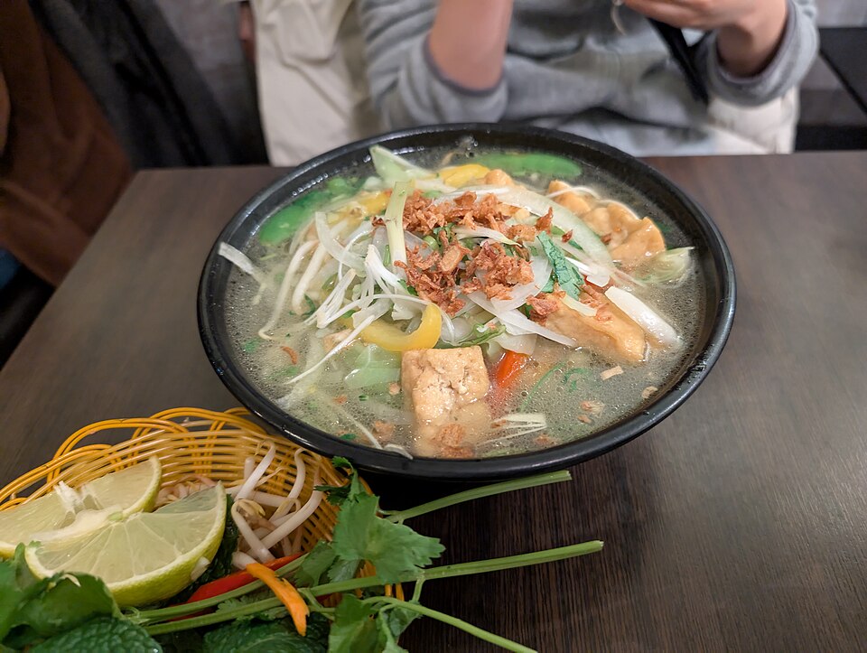 Tofu noodle soup (Phở chay) - Pho Hanoi Authentic 2024-12-01