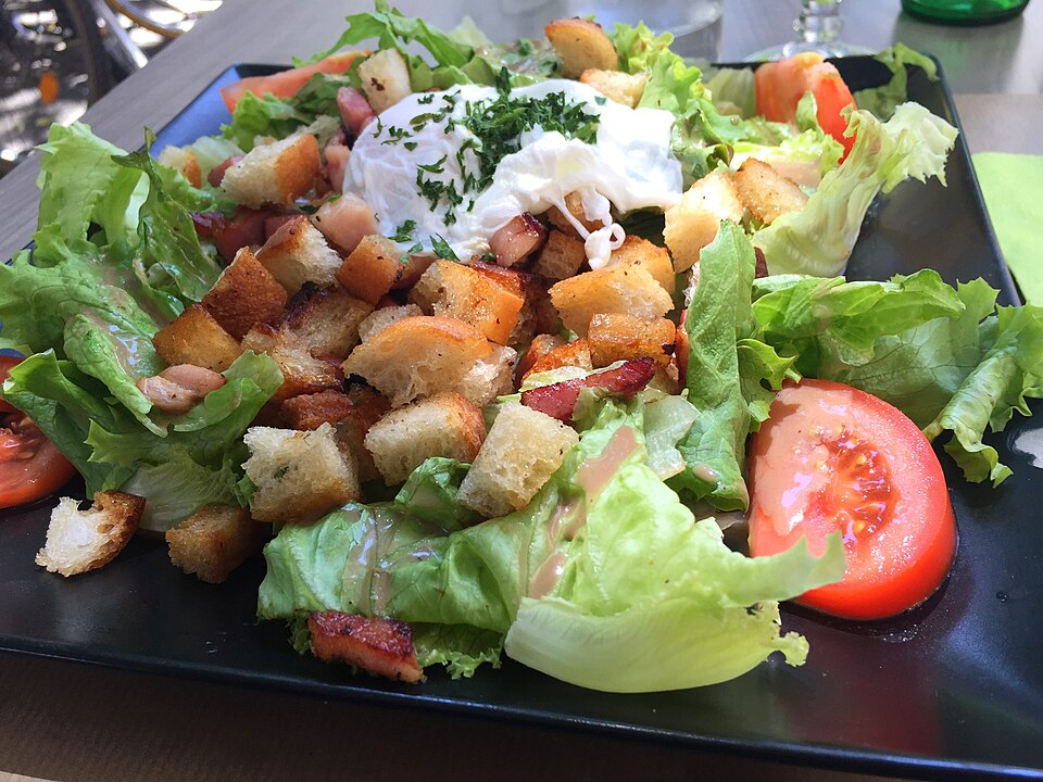 Any month in Lyon: Salade lyonnaise