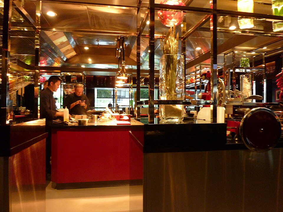 L'Atelier de Joël Robuchon, Hong Kong