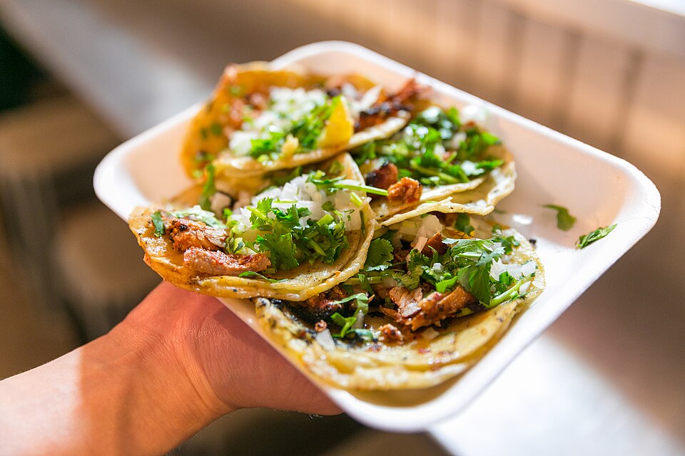 Al pastor taco