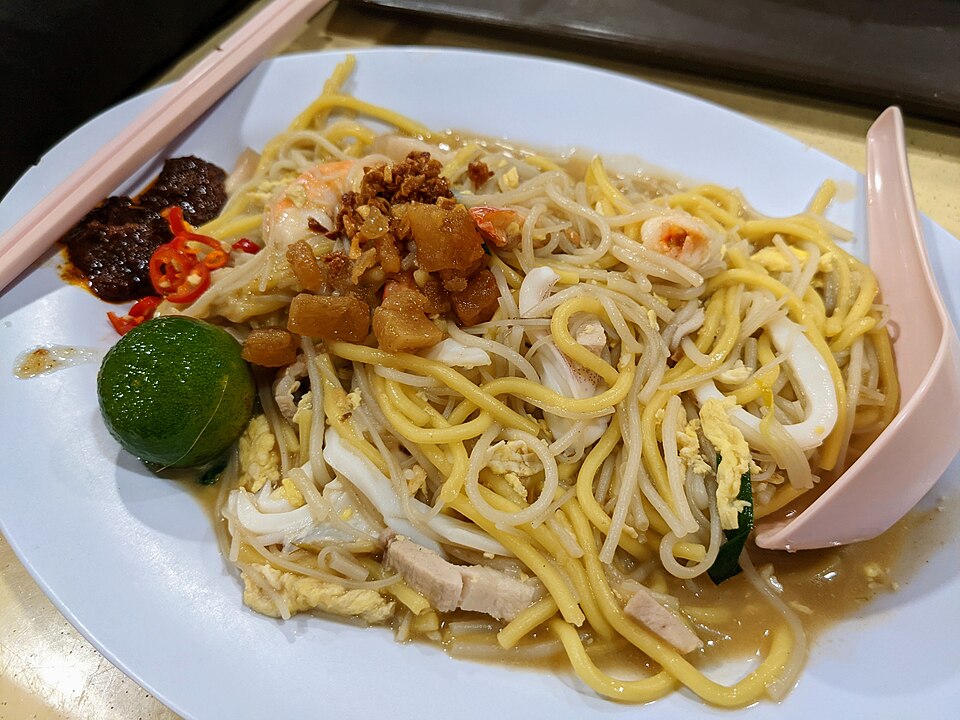 Hokkien mee (prawn mee)